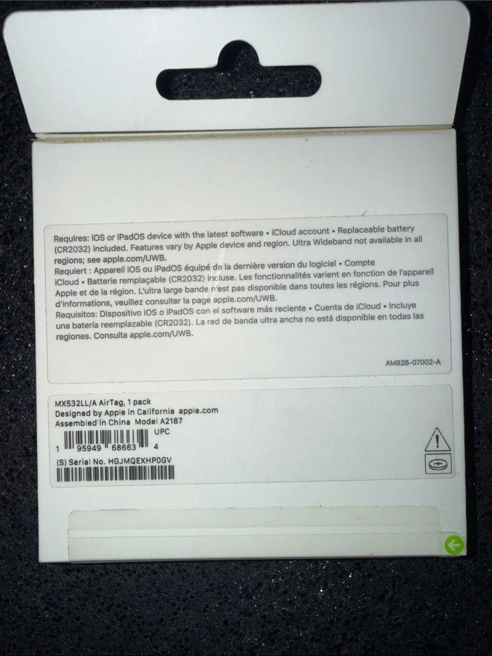 Apple AirTag - White and Silver Finish